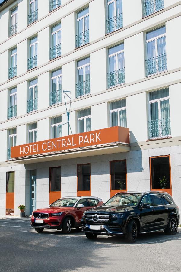 Hotel Central Park Poděbrady Dış mekan fotoğraf